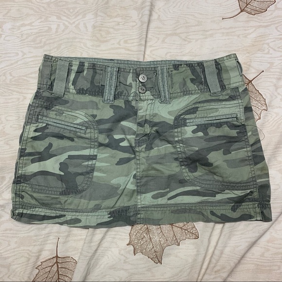 Camouflage skirt - Picture 1 of 6